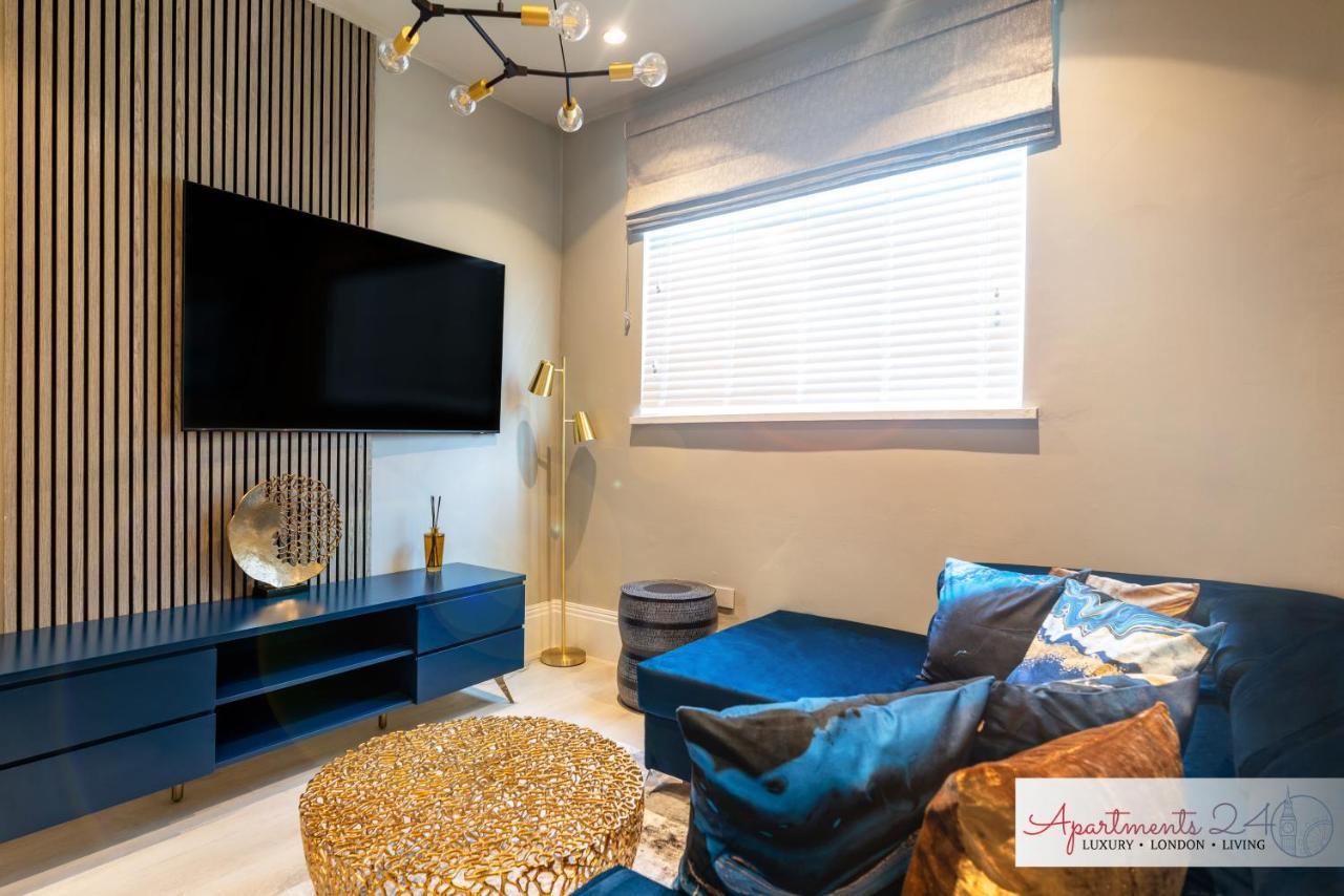 Beautiful Apartment In London Hounslow Esterno foto